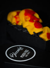 Load image into Gallery viewer, Peach Fuzz Skull Melts